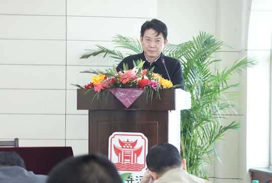 四特酒公司2012年部門責任狀簽署儀式在樟樹隆重舉行