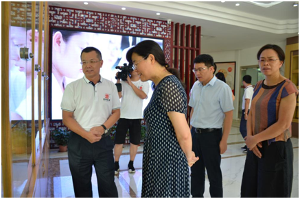 宜春市委副書記饒利萍蒞臨我司視察調研