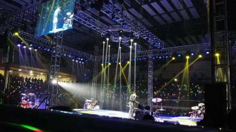 愛在進行時，溫暖緊相隨